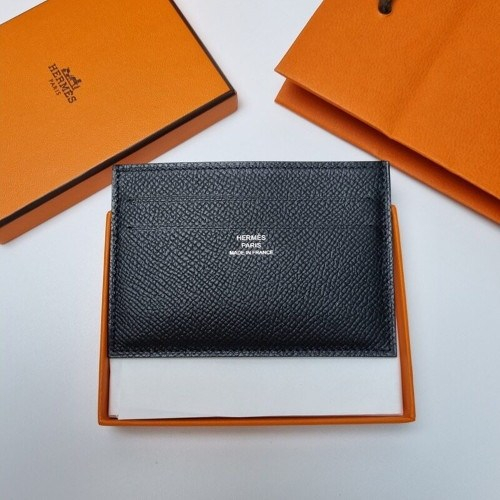 Shop HERMES Calvi Calvi card holder (H044164CK37, H044164CK18